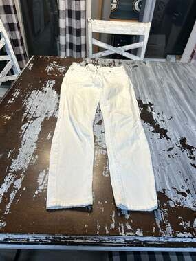 True Religion Serena White Skinny Jeans Size 27
